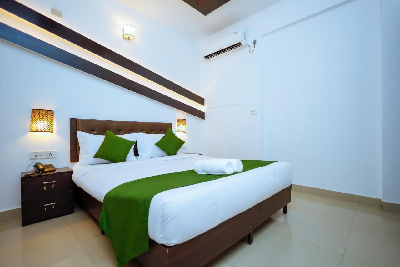Sunkissed Premium, Goa By Wsi, Calangute Beach Dış mekan fotoğraf