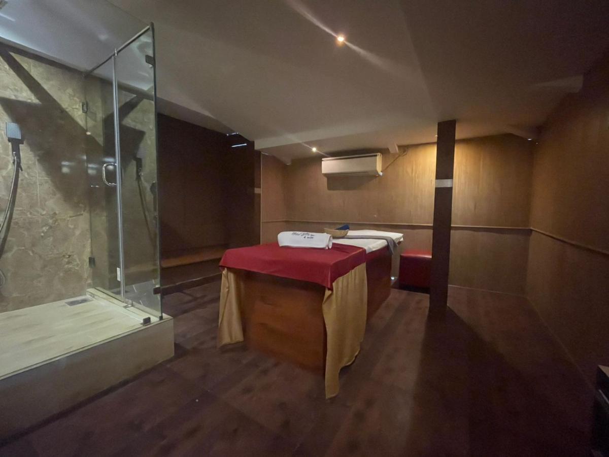 Sunkissed Premium, Goa By Wsi, Calangute Beach Dış mekan fotoğraf